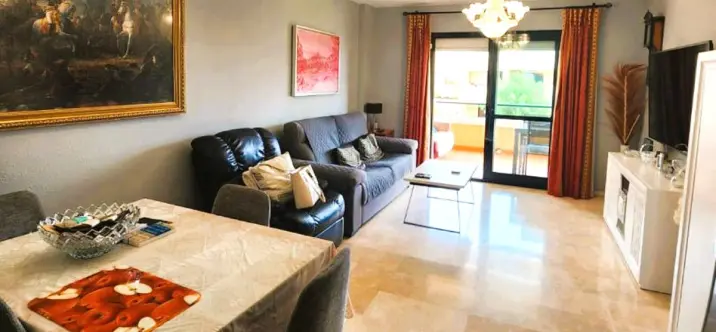 Продажа апартаментов на среднем этаже в Marbella 0