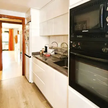 Продажа апартаментов на среднем этаже в Marbella