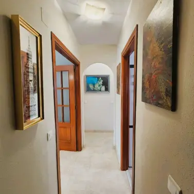 Продажа апартаментов на среднем этаже в Marbella