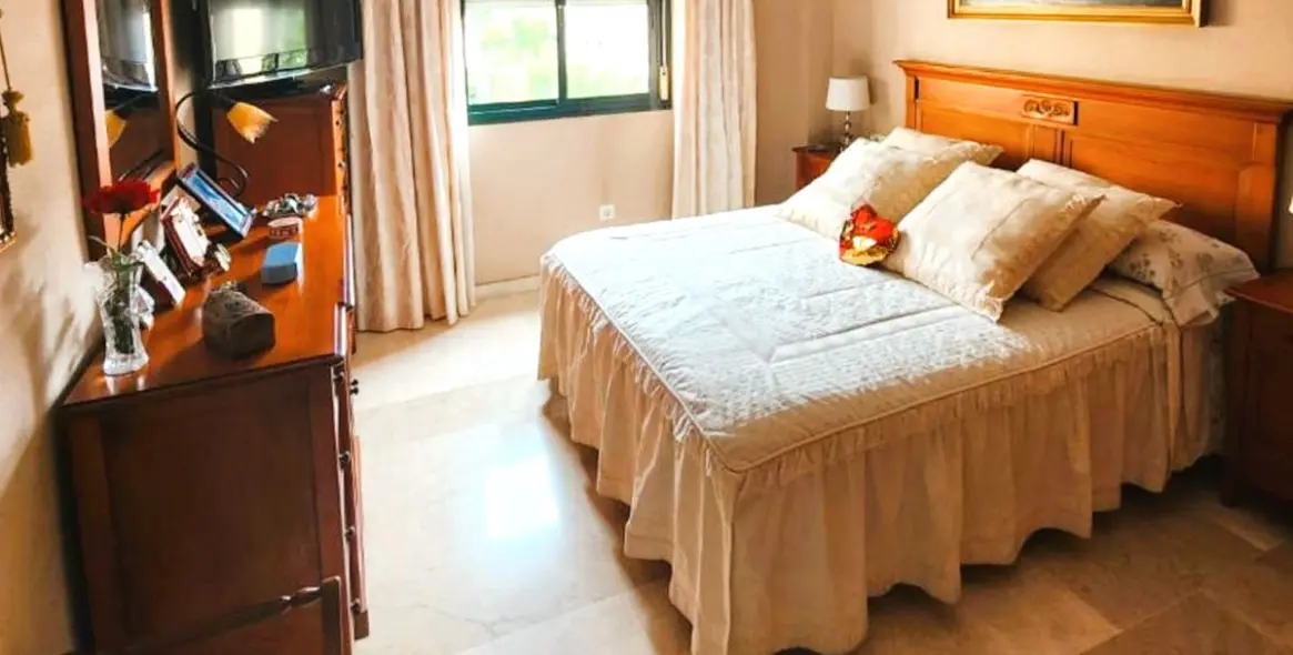 Продажа апартаментов на среднем этаже в Marbella 8