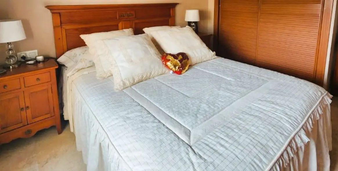 Продажа апартаментов на среднем этаже в Marbella 10