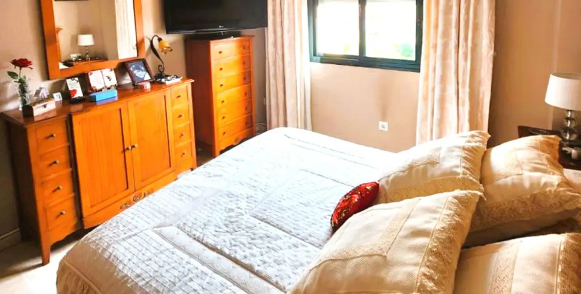 Продажа апартаментов на среднем этаже в Marbella 11