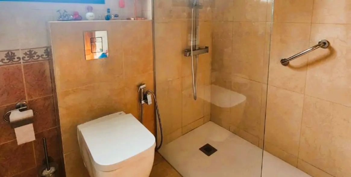 Продажа апартаментов на среднем этаже в Marbella 13