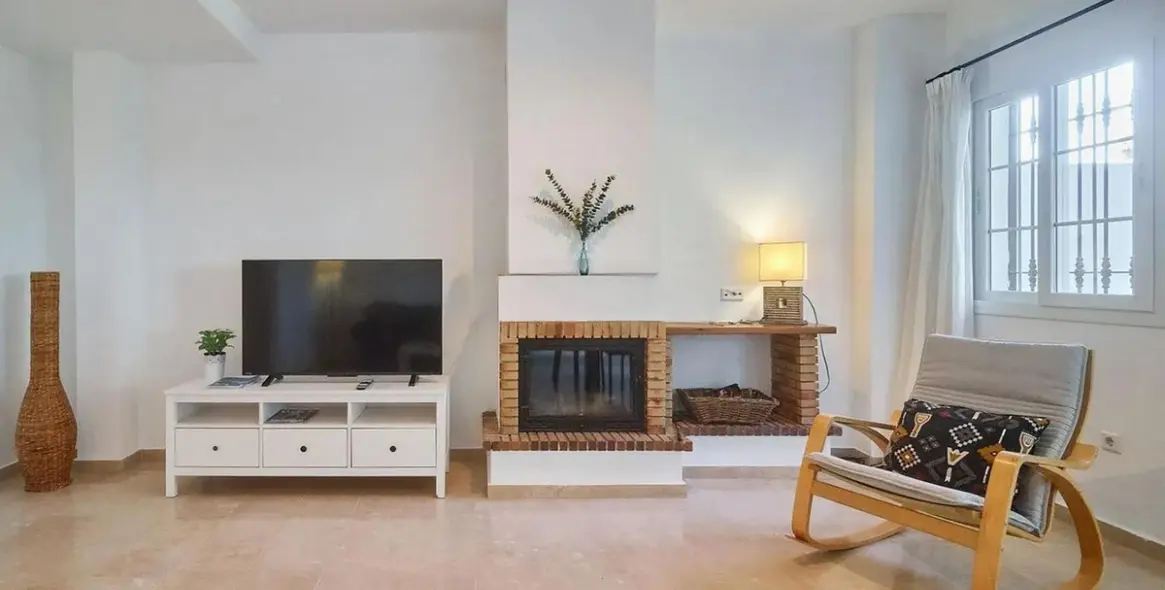 Sale of townhouse in Lauro Golf 5