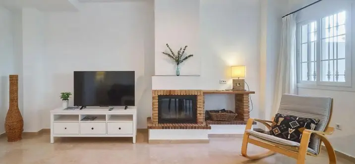 Sale of townhouse in Lauro Golf 4