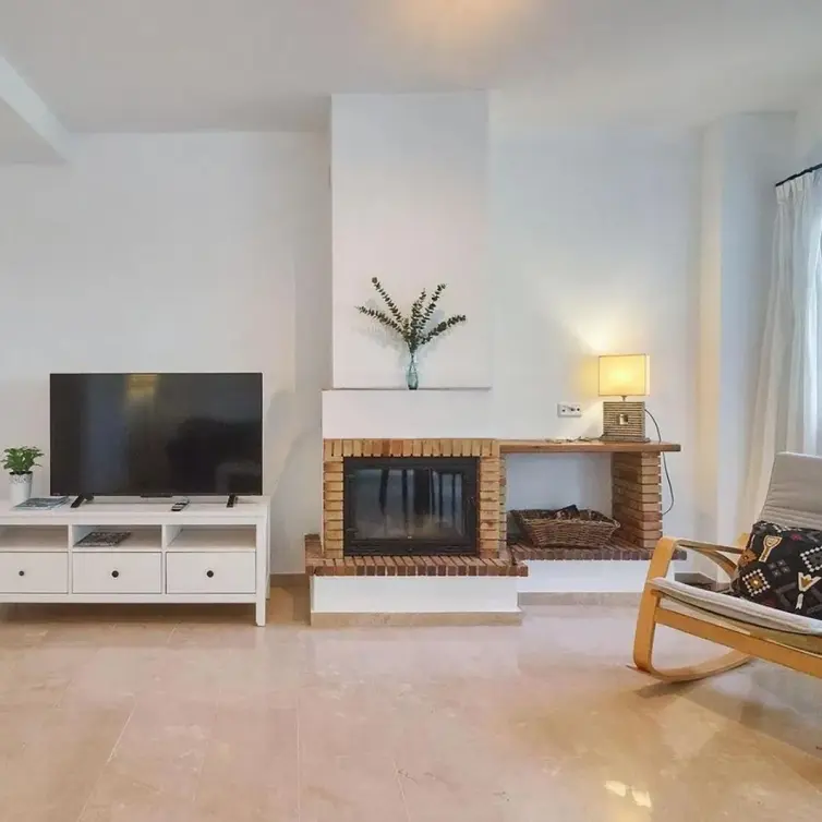 Sale of townhouse in Lauro Golf