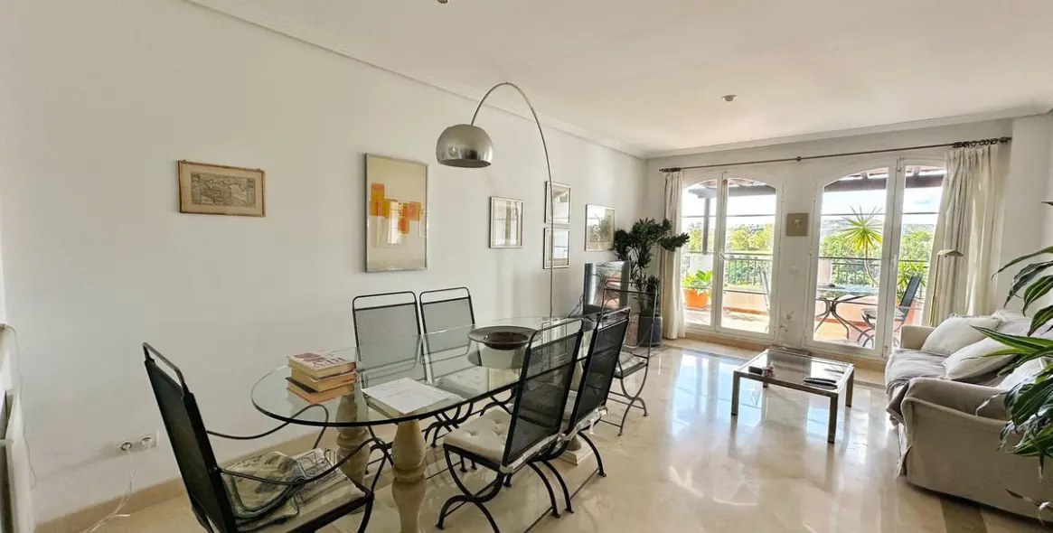 Продажа двухуровневого пентхауса в Los Arqueros 5