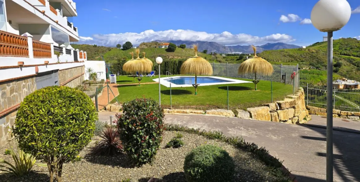 Продажа апартаментов на среднем этаже в Calahonda 21