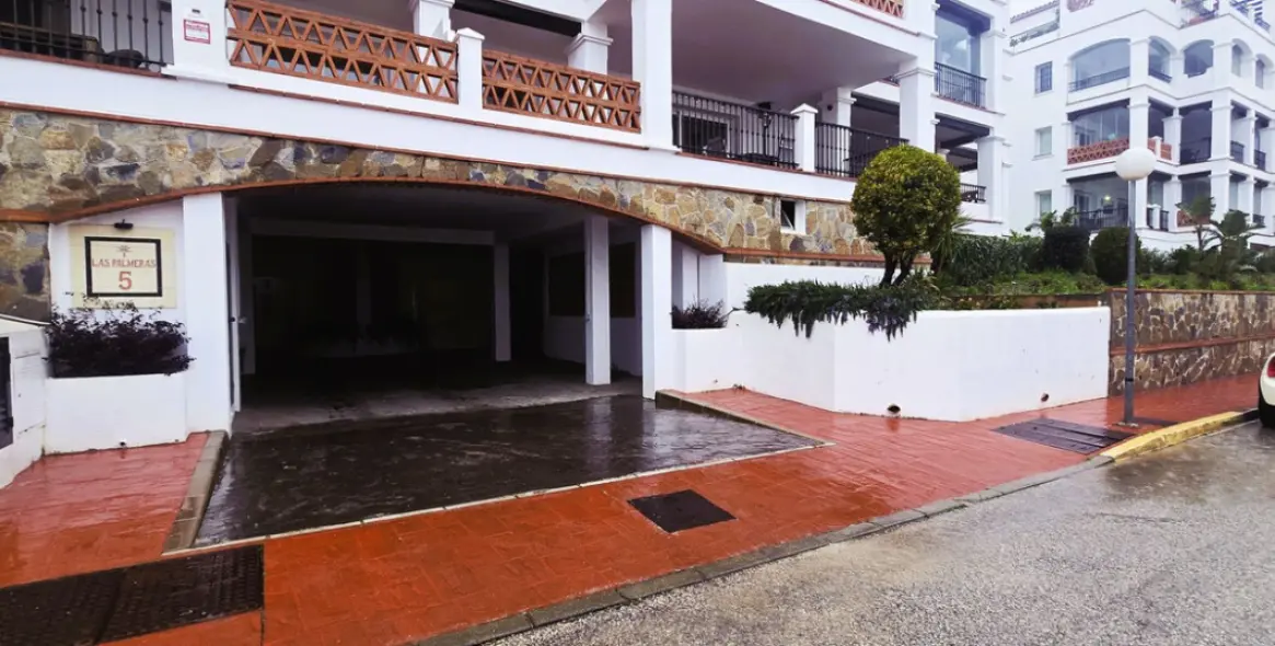 Продажа апартаментов на среднем этаже в Calahonda 27