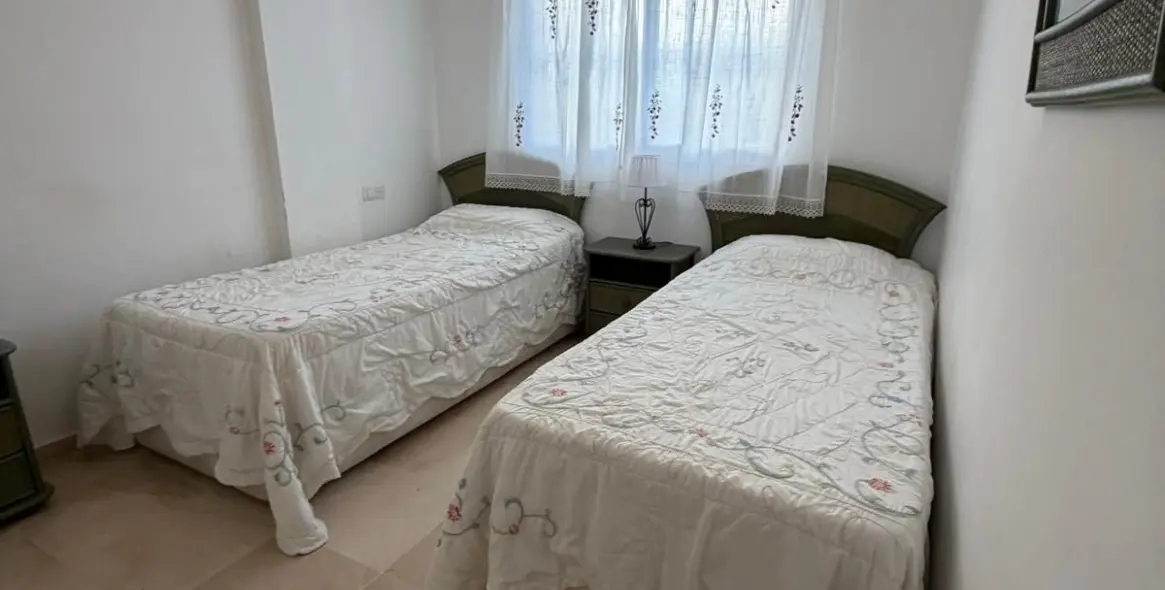 Продажа двухуровневого пентхауса в Casares Playa 8