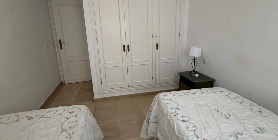 Продажа двухуровневого пентхауса в Casares Playa 13