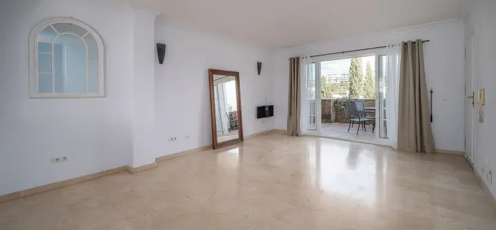 Продажа таунхауса в Riviera del Sol 3