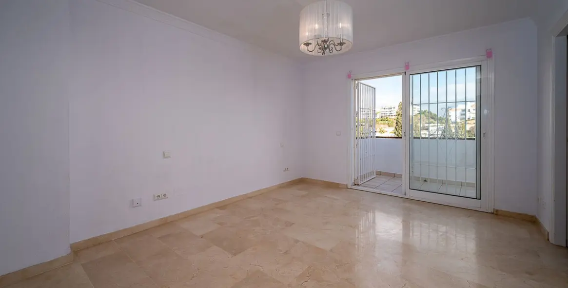 Продажа таунхауса в Riviera del Sol 16