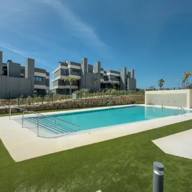 Sale of middle floor apartment in Selwo