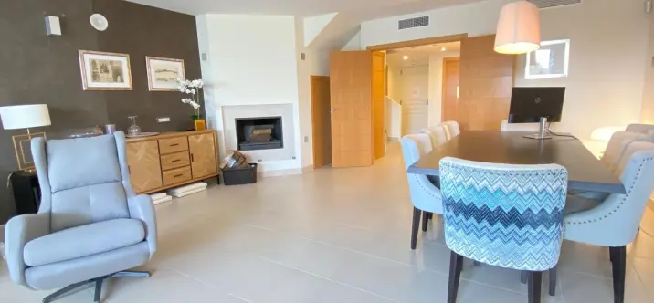 Sale of townhouse in Estepona 3