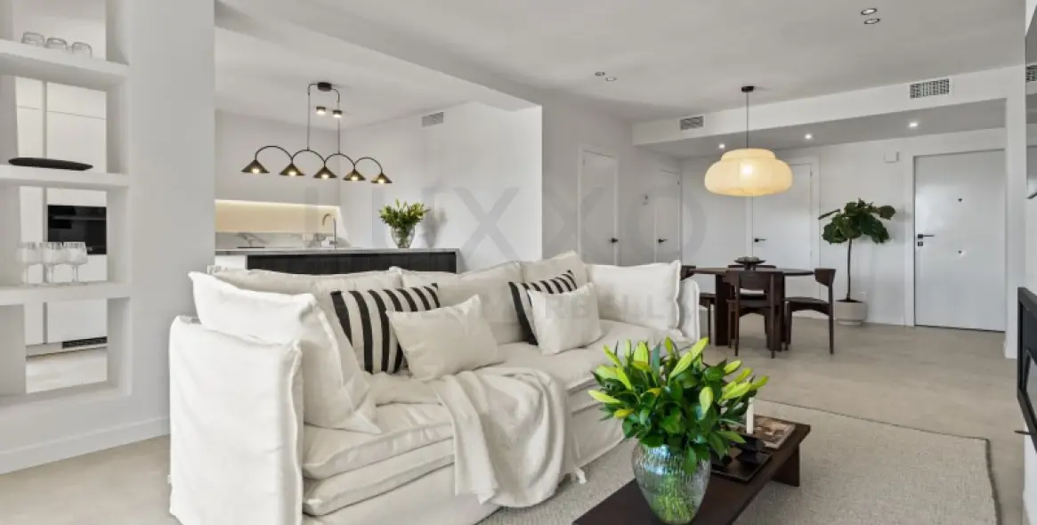 Sale of ground floor apartment in Benahavís 5