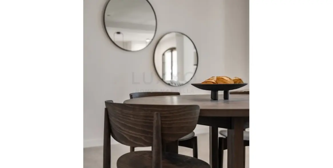 Sale of ground floor apartment in Benahavís 14