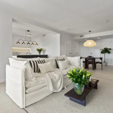 Venta de apartamento en planta baja en Benahavís