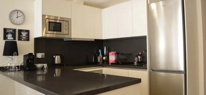 Sale of middle floor apartment in Nueva Andalucía 3