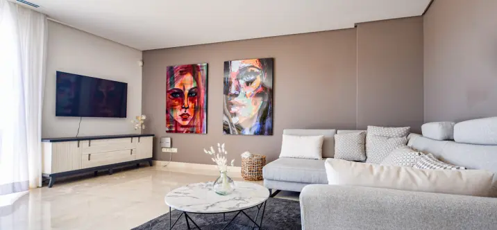 Sale of penthouse duplex in Nueva Andalucía 0