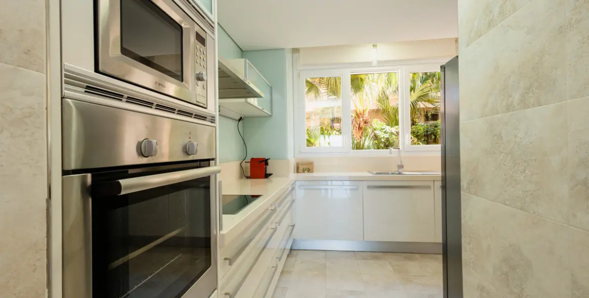 Sale of penthouse duplex in Nueva Andalucía 6