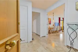 Image 4 thumb