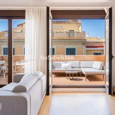 Продажа апартаментов на первом этаже в Malaga - Centro