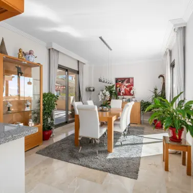 Продажа пентхауса в Benahavís