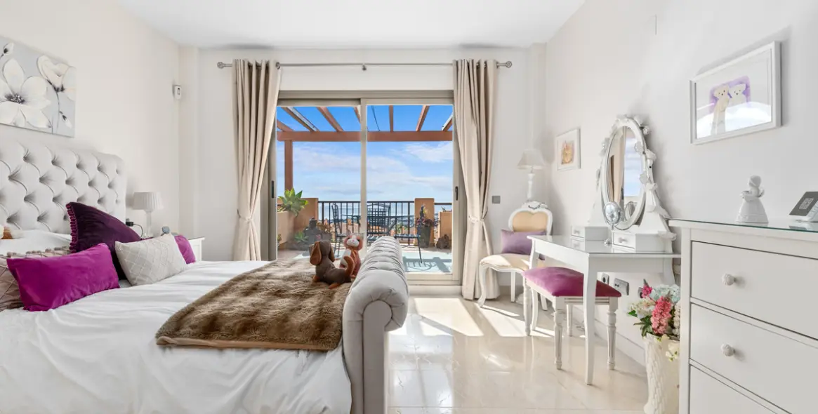 Venta de ático en Benahavís 8