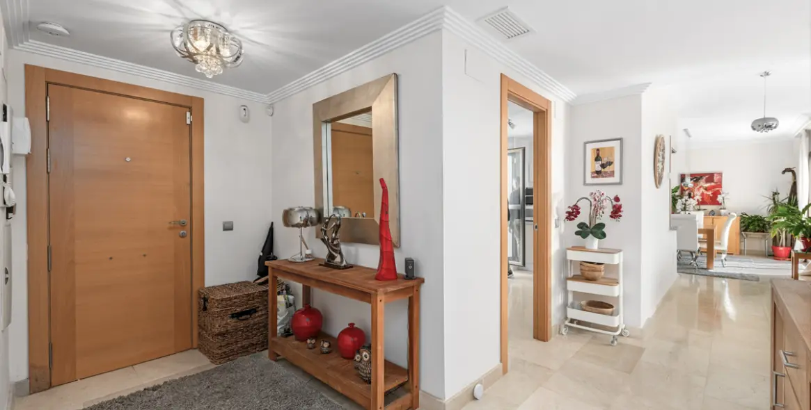 Venta de ático en Benahavís 18