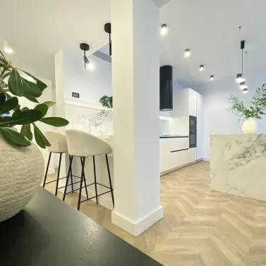 Продажа апартаментов на первом этаже в New Golden Mile