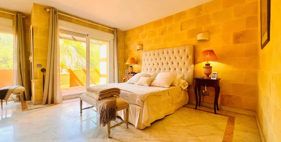 Venta de adosado en The Golden Mile 11