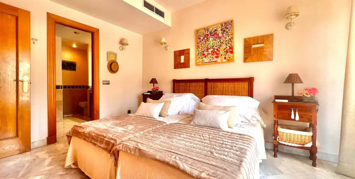 Venta de adosado en The Golden Mile 15