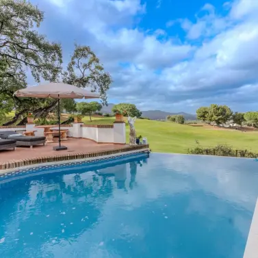 Продажа  отдельно стоящей виллы в La Cala Golf