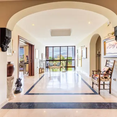 Продажа  отдельно стоящей виллы в La Cala Golf