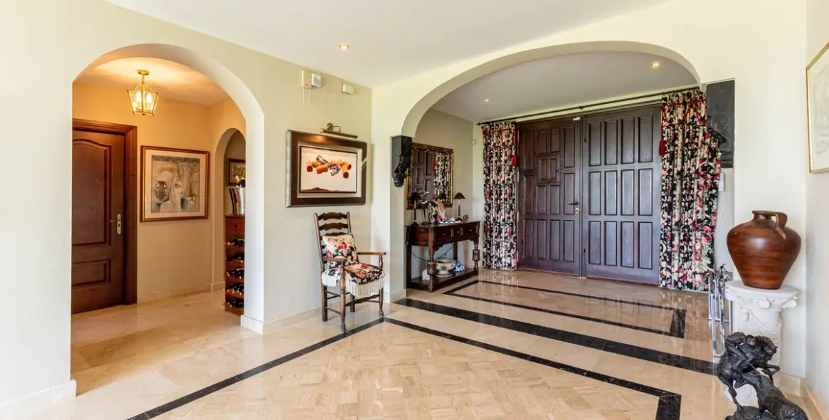 Venta de villa independiente en La Cala Golf 3