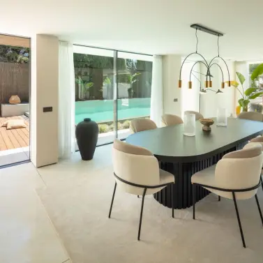 Продажа  отдельно стоящей виллы в Marbella