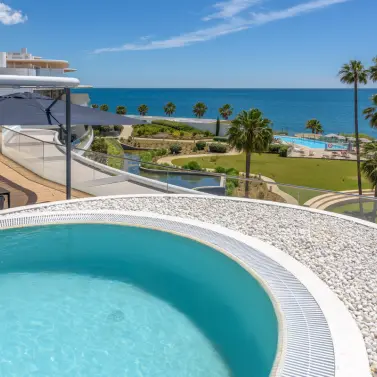 Продажа пентхауса в Estepona