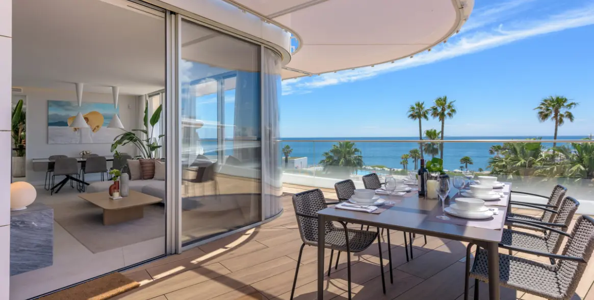 Venta de ático en Estepona 2