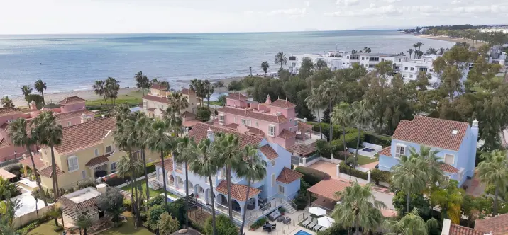 Sale of detached villa in Puerto Banús 0