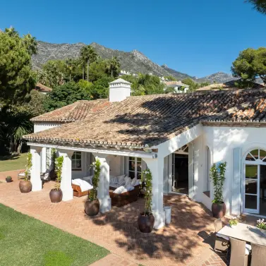 Продажа  отдельно стоящей виллы в Marbella