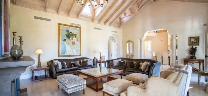 Sale of detached villa in Marbella 4