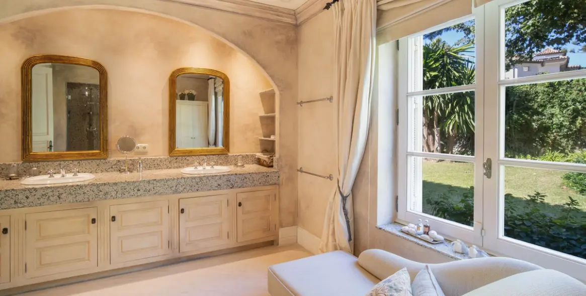 Venta de villa independiente en Marbella 9