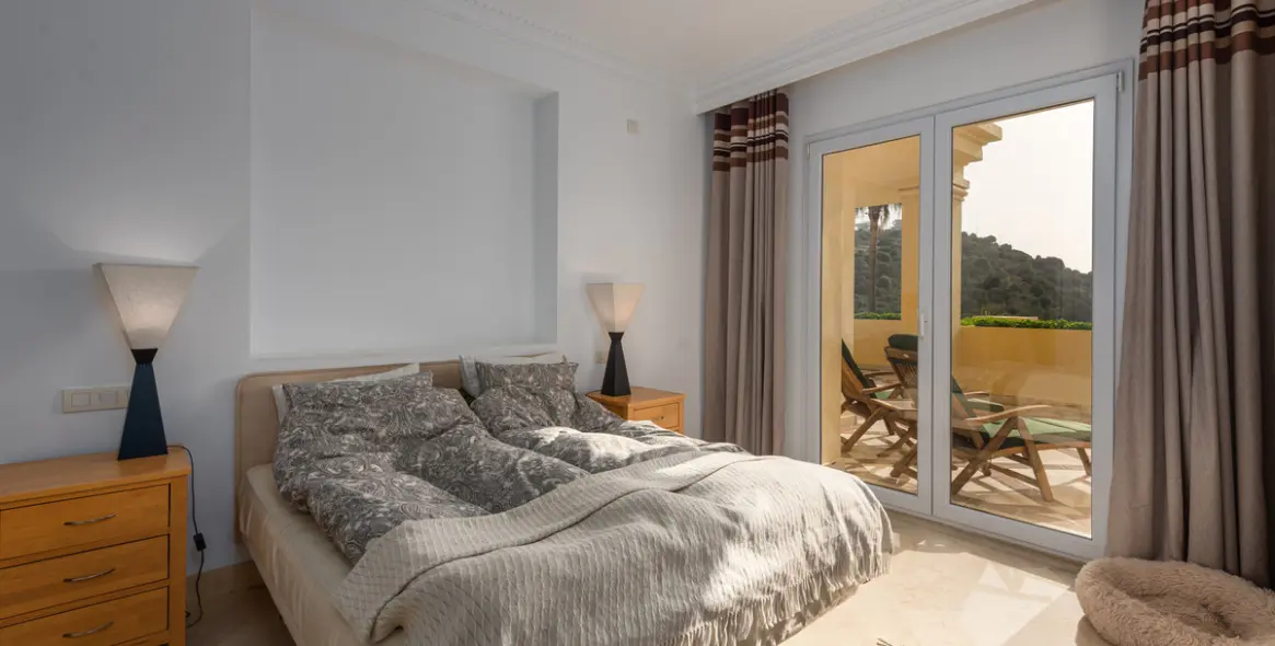 Long-term rent of middle floor apartment in Casares Playa 35