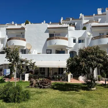 Sale of middle floor apartment in Benalmadena
