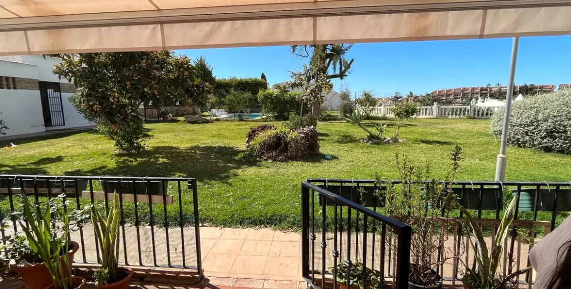 Sale of middle floor apartment in Benalmadena 6