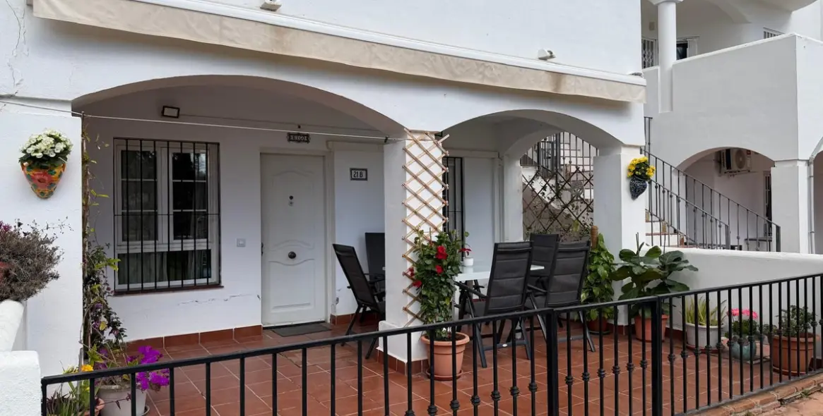 Sale of middle floor apartment in Benalmadena 9