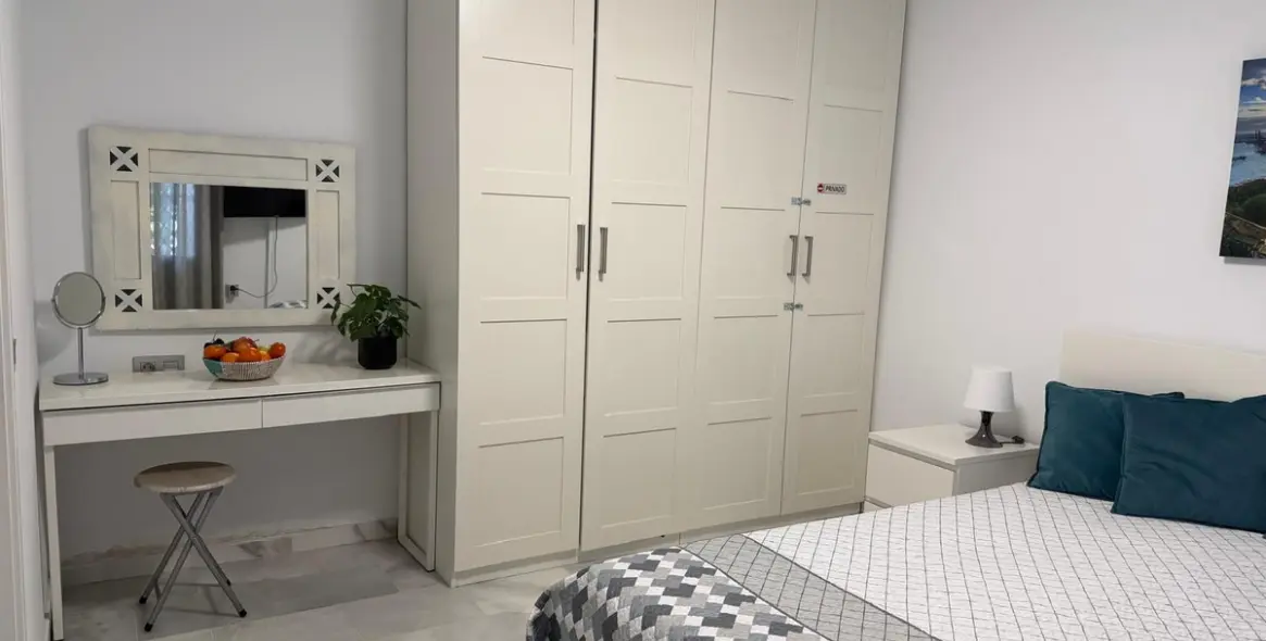 Sale of middle floor apartment in Benalmadena 15