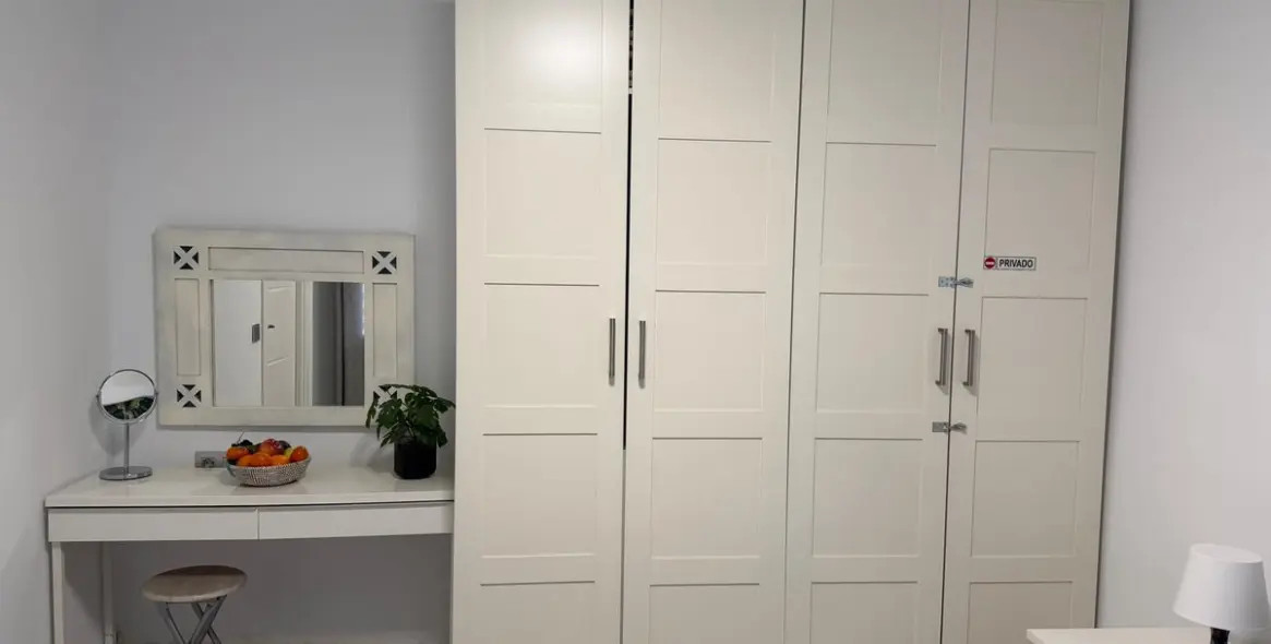 Sale of middle floor apartment in Benalmadena 16