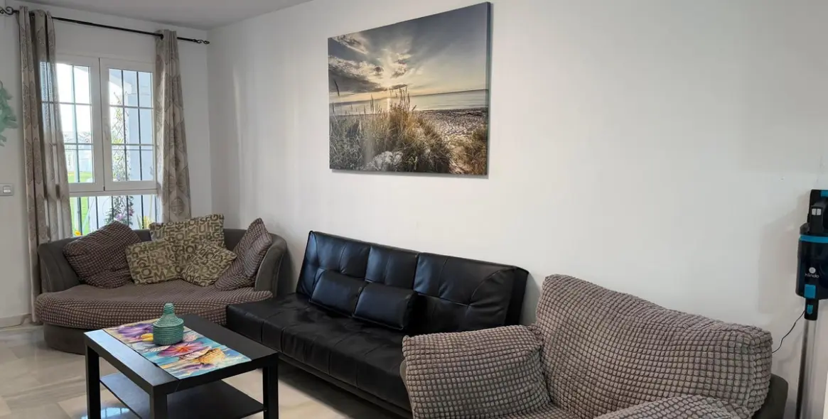 Sale of middle floor apartment in Benalmadena 20